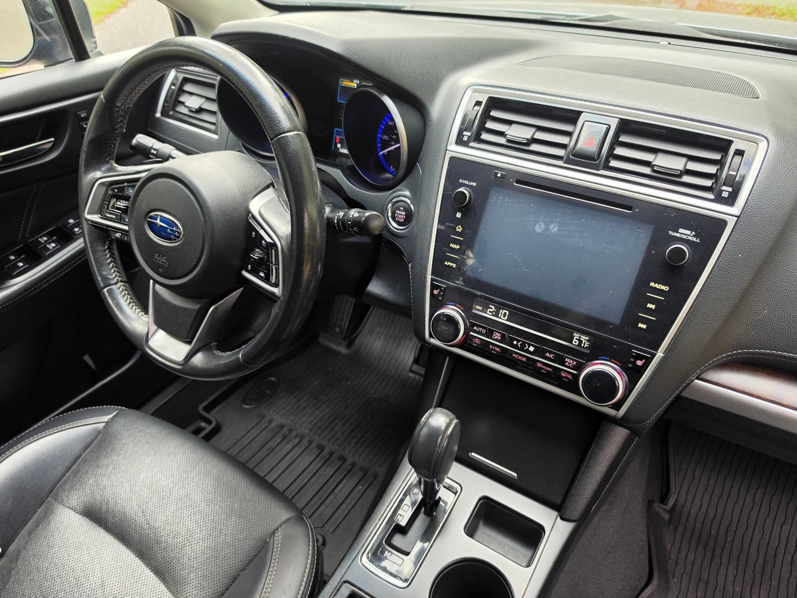 Used 2018 Subaru Outback 2.5i Limited w/ 50th Anniversary Edition AWD/4WD image 9