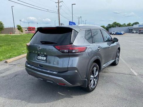 Used 2023 Nissan Rogue SL FWD image 7