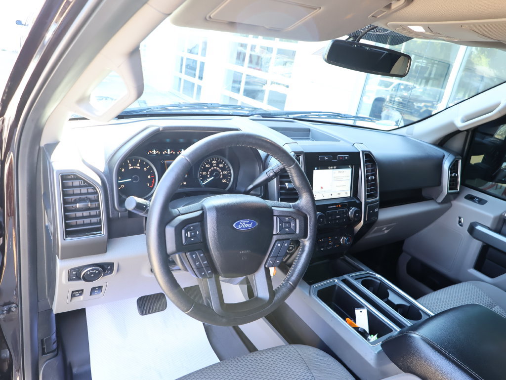 Used 2018 Ford F150 XLT w/ Equipment Group 302A Luxury AWD/4WD image 23