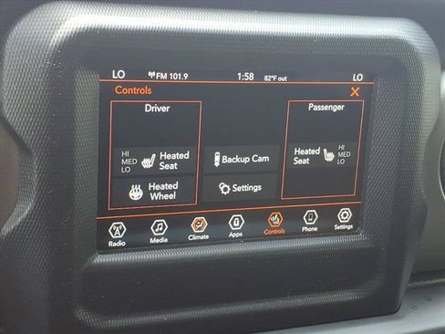 Used 2018 Jeep Wrangler Sport AWD/4WD image 23