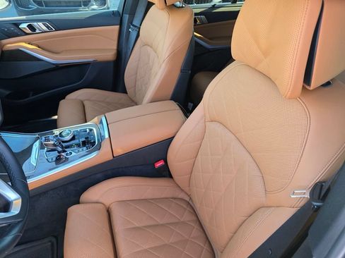 Certified 2023 BMW X5 xDrive45e w/ Executive Package AWD/4WD image 11