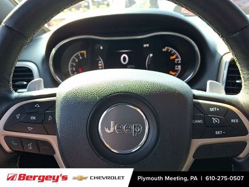 Used 2017 Jeep Grand Cherokee Limited w/ Luxury Group II AWD/4WD image 24