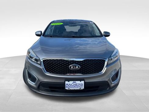 Used 2016 Kia Sorento L FWD image 9