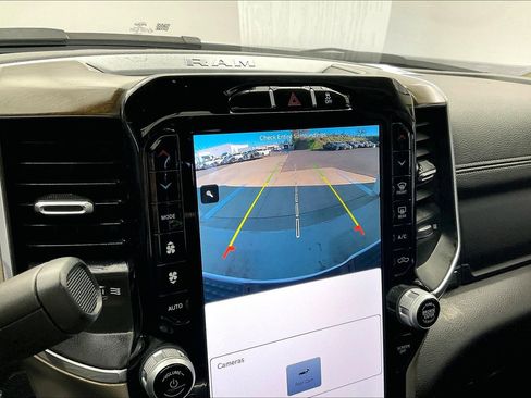 Used 2024 RAM 2500 Laramie w/ Cold Weather Group image 23