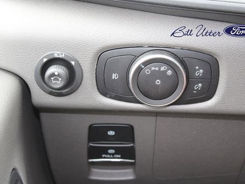 Used 2023 Ford Transit 350 XLT image 17