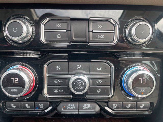 Used 2023 GMC Yukon XL Denali w/ Advanced Technology Package AWD/4WD image 15
