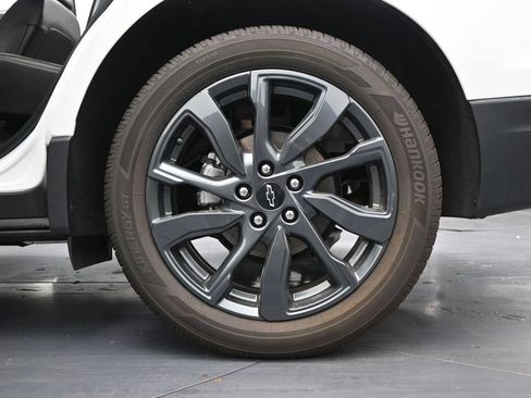 Certified 2024 Chevrolet Equinox RS AWD/4WD image 14