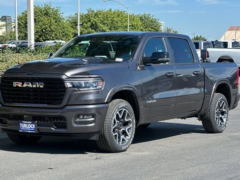 New 2026 RAM 1500 Laramie AWD/4WD image 7