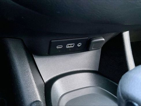 Used 2024 Chevrolet Malibu RS FWD image 32