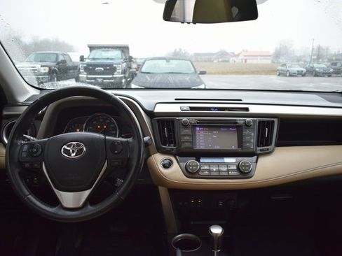 Used 2013 Toyota RAV4 Limited image 35