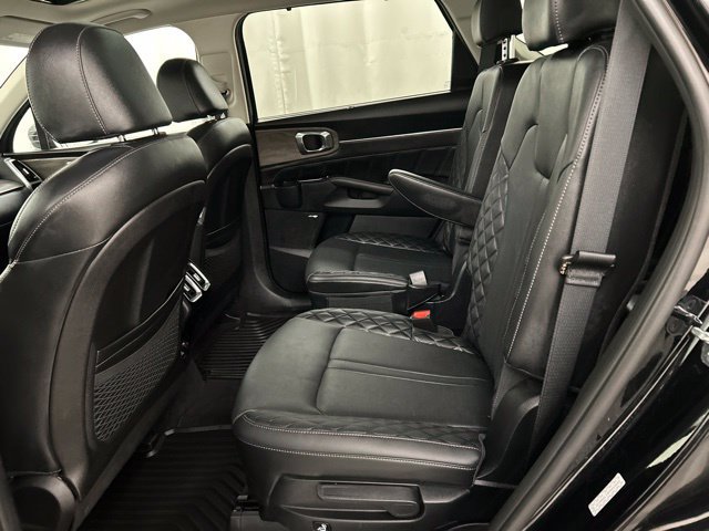 Used 2023 Kia Sorento SX Prestige AWD/4WD image 24