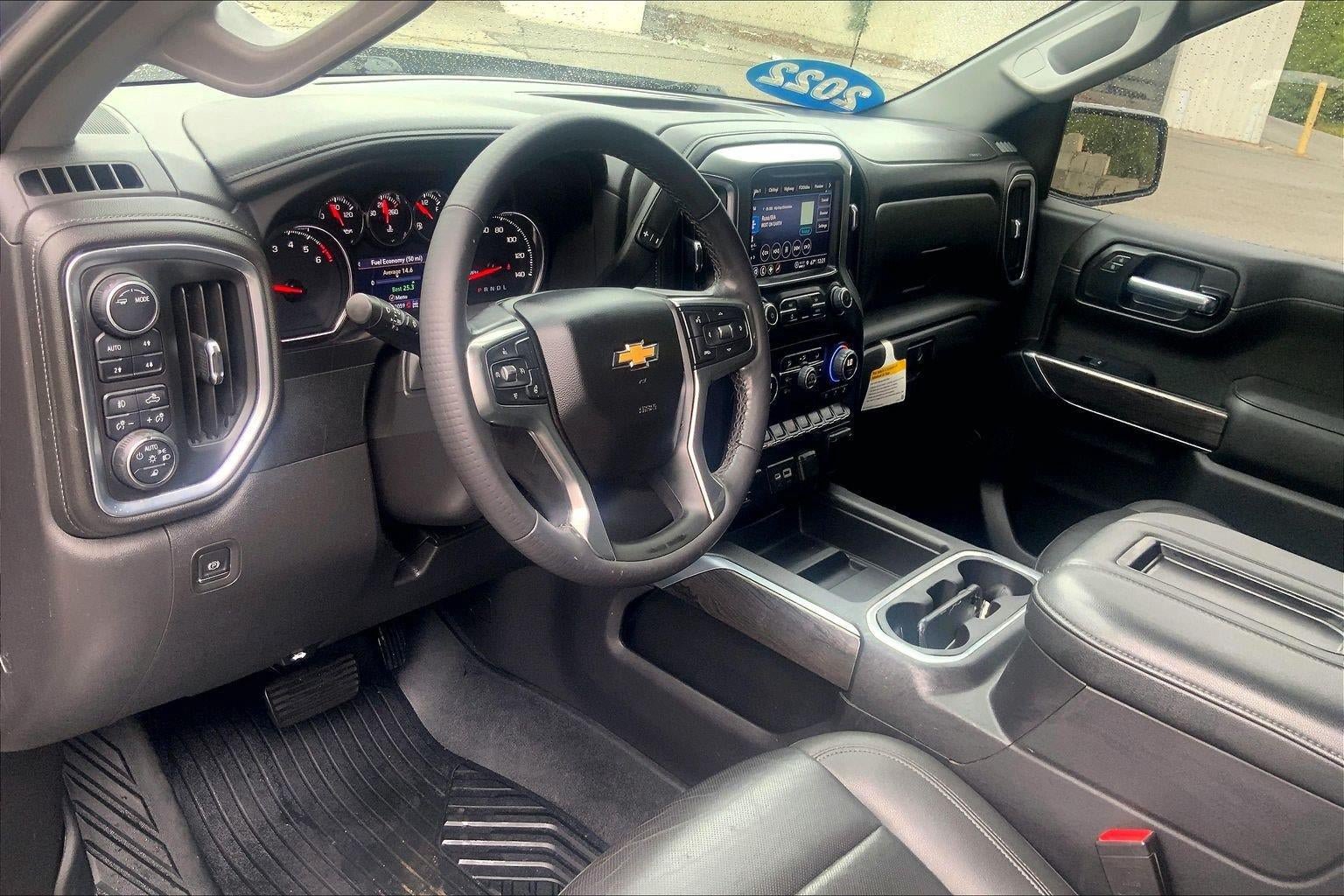 Used 2022 Chevrolet Silverado 1500 LTZ AWD/4WD image 15