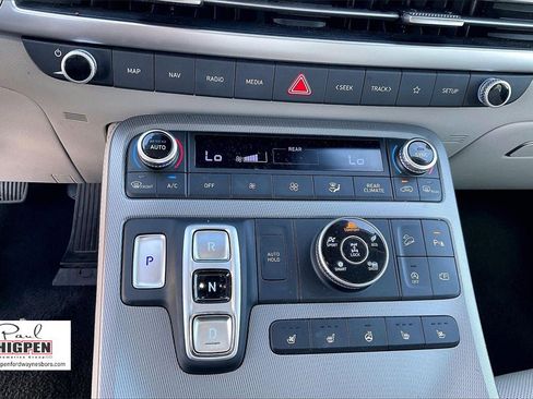 Used 2024 Hyundai Palisade Limited image 31