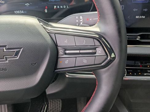 Certified 2025 Chevrolet Equinox RS image 18