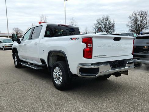 Used 2025 Chevrolet Silverado 2500 LT w/ Convenience Package image 12