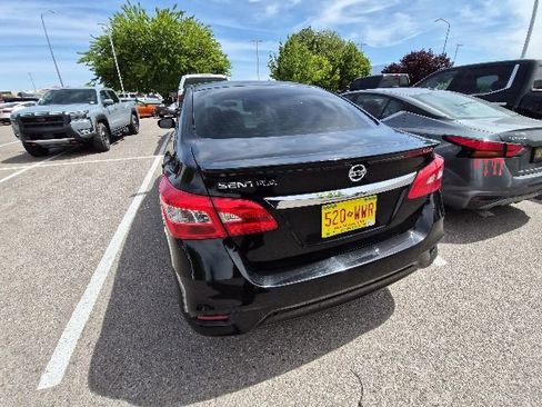 Used 2017 Nissan Sentra S w/ S Style Package FWD image 19
