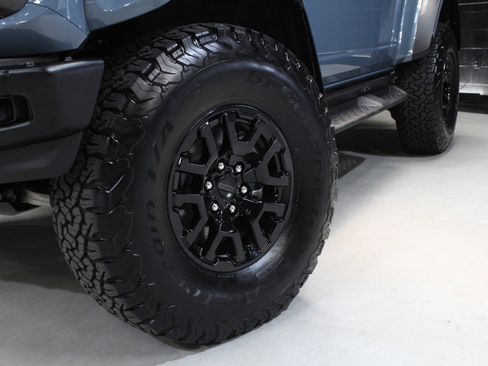 Used 2025 Ford Bronco Raptor w/ Interior Carbon Fiber Pack AWD/4WD image 22