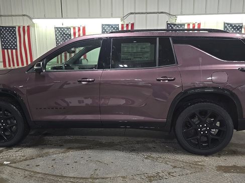 New 2026 Chevrolet Traverse RS image 3
