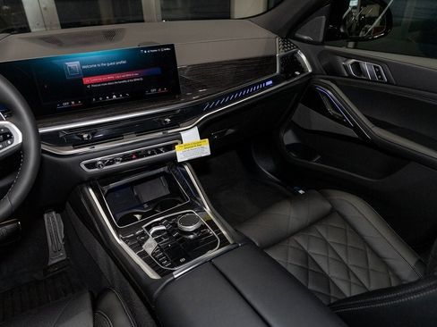 New 2026 BMW X6 M60i image 38