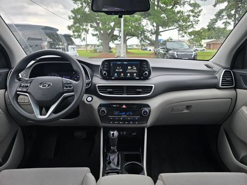 Used 2019 Hyundai Tucson SEL FWD image 12
