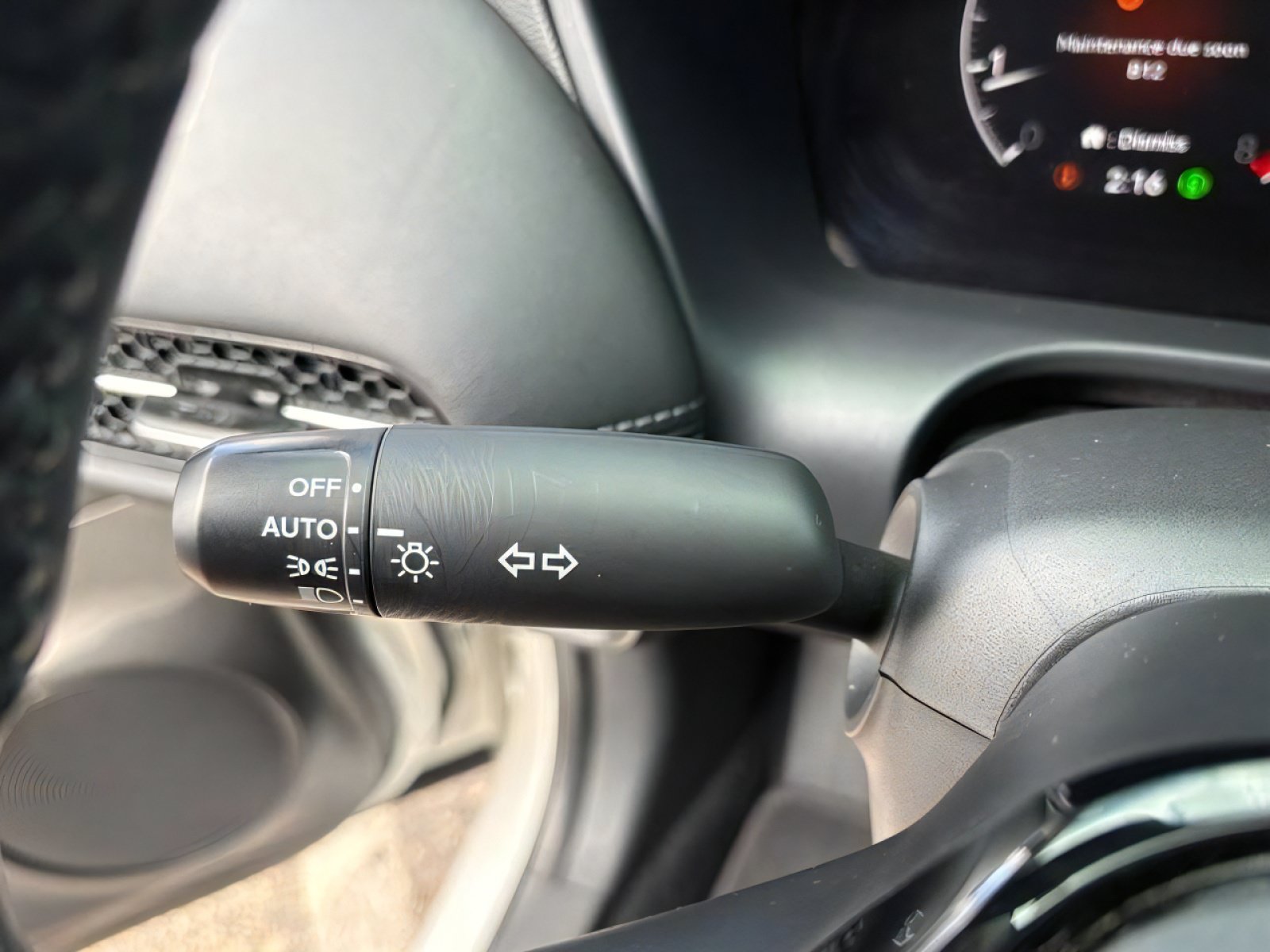 Used 2025 Honda HR-V EX-L image 22