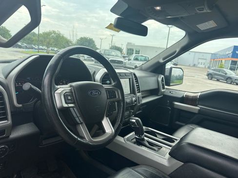 Used 2020 Ford F150 Lariat w/ Equipment Group 502A Luxury AWD/4WD image 16