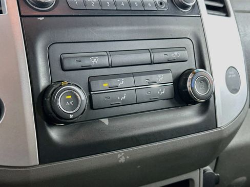 Used 2014 Nissan Frontier SV RWD image 22