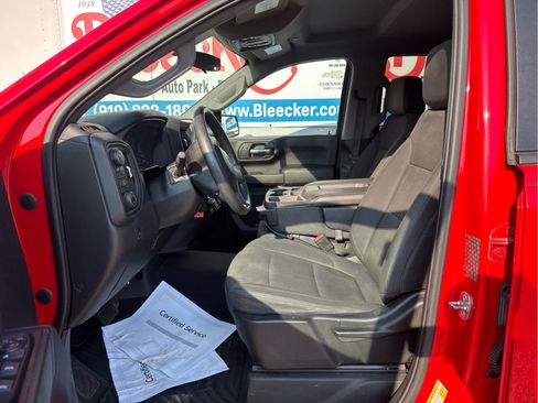 Used 2019 Chevrolet Silverado 1500 Custom Trail Boss w/ Custom Convenience Package AWD/4WD image 24