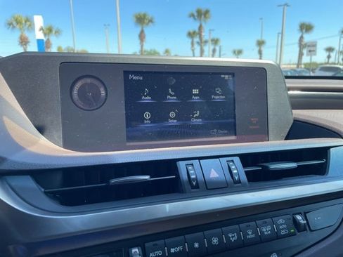 Used 2020 Lexus ES 350 350 w/ Accessory Package 2 image 19