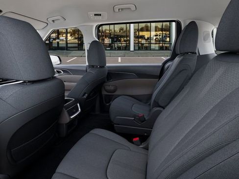 New 2026 Kia Carnival LX image 18