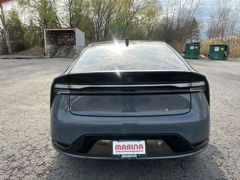 Used 2024 Toyota Prius Prime FWD image 16