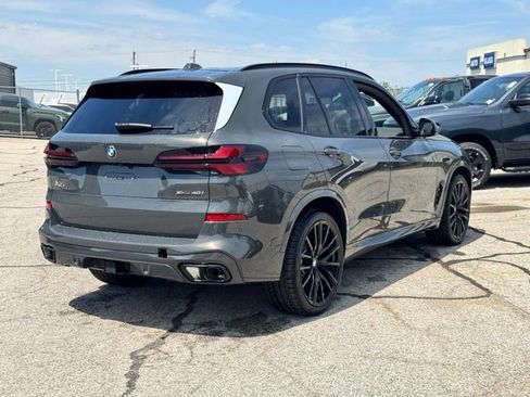 New 2026 BMW X5 xDrive40i w/ M Sport Package AWD/4WD image 2