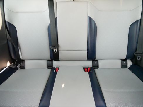 Certified 2023 Volkswagen ID.4 Pro S AWD/4WD image 13