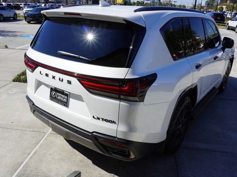 Used 2025 Lexus LX 700h Overtrail image 6