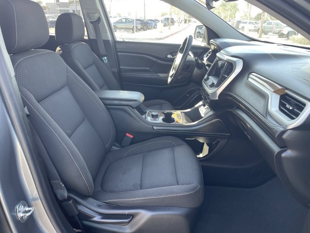 Used 2021 GMC Acadia SLE w/ Driver Convenience Package FWD image 27
