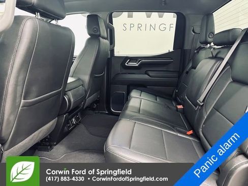 Used 2024 GMC Sierra 1500 SLT image 18