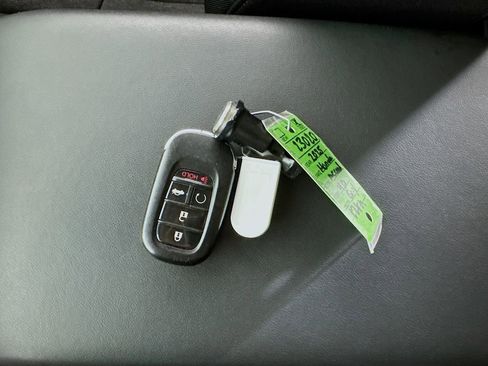 Used 2025 Honda Accord SE image 30