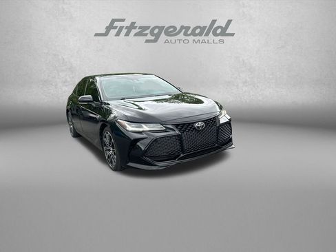 Used 2019 Toyota Avalon Touring w/ Advanced Safety Package FWD image 1