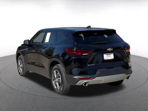 Used 2025 Chevrolet Blazer LT image 11