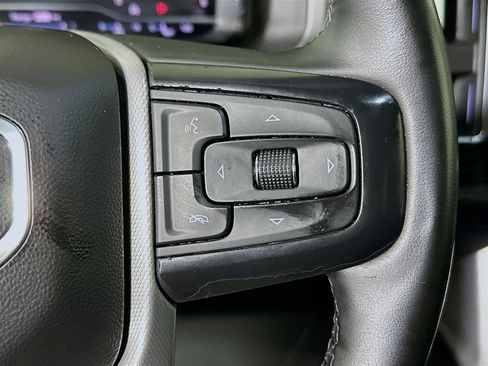 Used 2023 GMC Yukon Denali RWD image 17