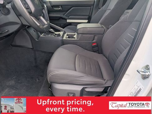 Used 2024 Toyota Tacoma TRD Off-Road AWD/4WD image 12