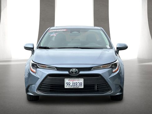 Used 2024 Toyota Corolla LE w/ LE Premium Package image 9