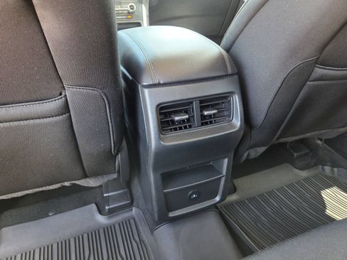Used 2024 Ford Edge SE AWD/4WD image 20