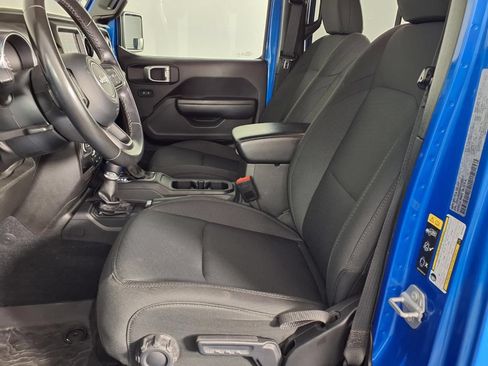 Used 2022 Jeep Wrangler Unlimited Sport AWD/4WD image 23