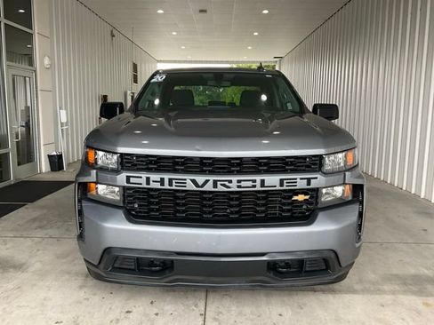 Used 2020 Chevrolet Silverado 1500 Custom w/ Custom Value Package RWD image 19