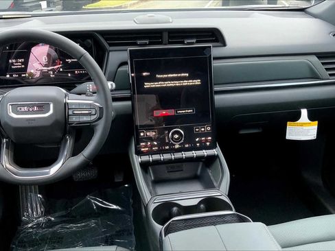 New 2026 GMC Terrain AT4 w/ Convenience Package III image 7