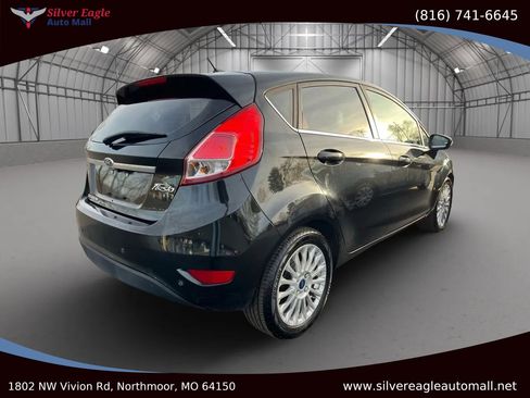 Used 2014 Ford Fiesta Titanium image 3