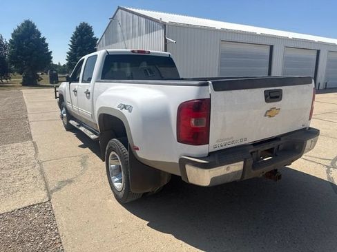 Used 2010 Chevrolet Silverado 3500 LT w/ Exterior Plus Package AWD/4WD image 8