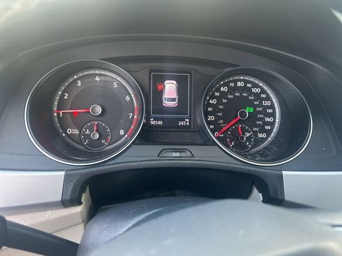 Used 2021 Volkswagen Atlas SE image 10