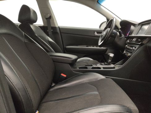 Used 2019 Kia Optima S FWD image 21